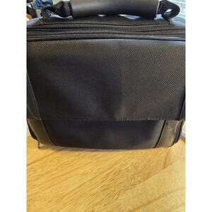 INIT Laptop Notebook iPad Computer Messenger Shoulder Case Small Electronic